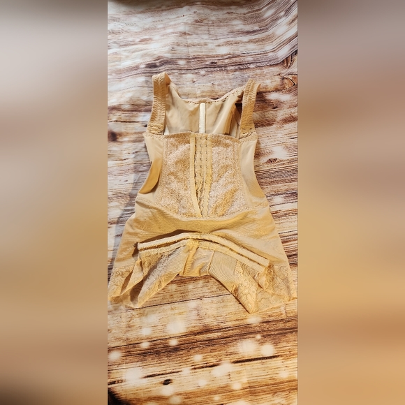 Ardyss Body Shaper - Picture 4 of 12